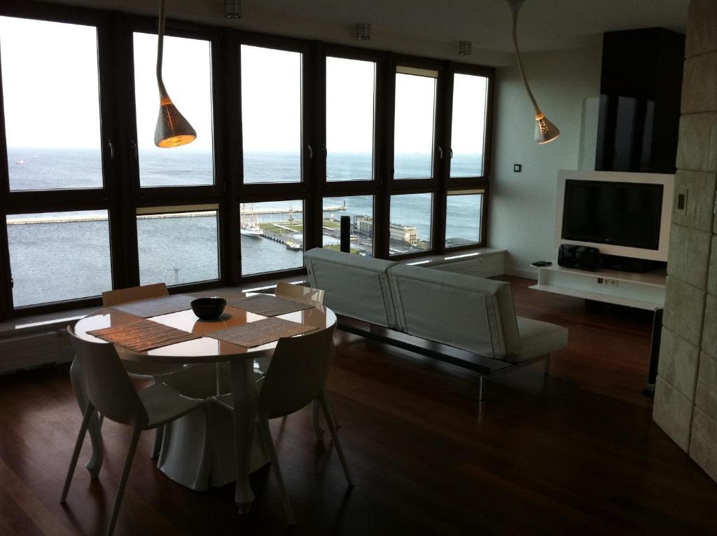 Apartamento Sea Towers Gdynia Habitación foto