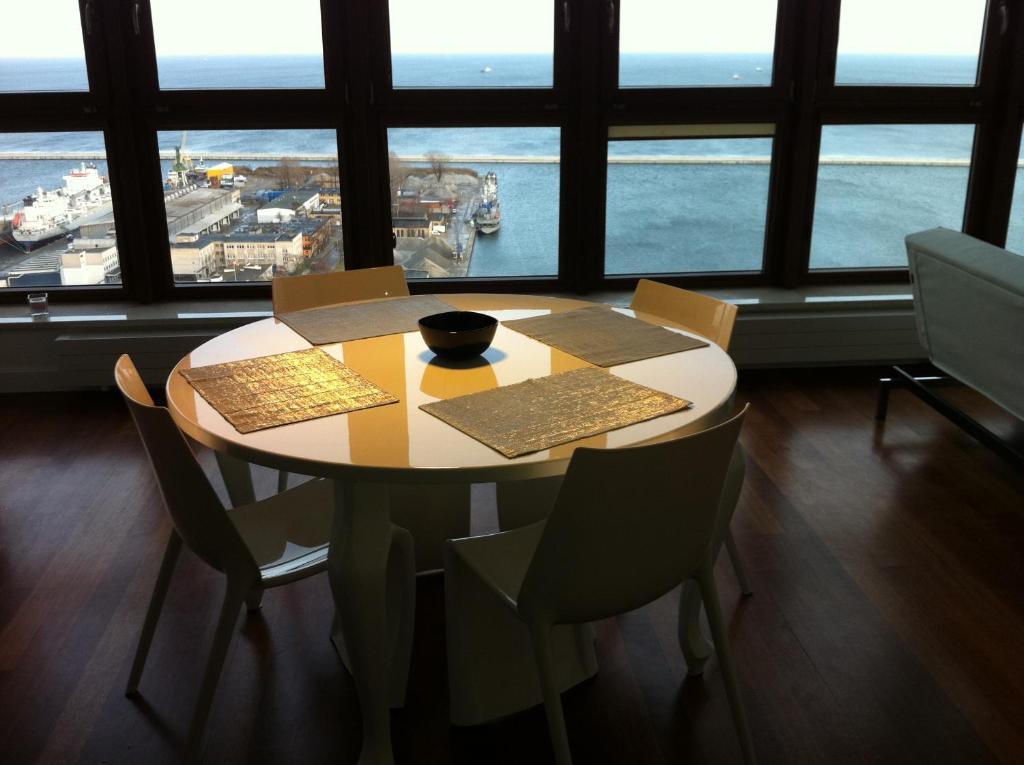 Apartamento Sea Towers Gdynia Habitación foto
